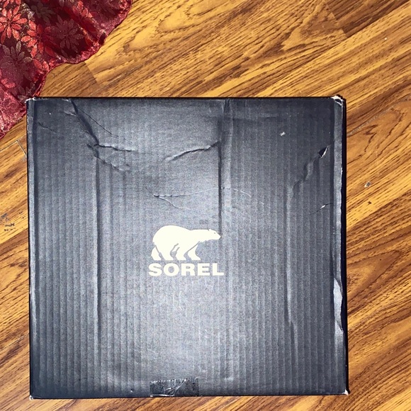 Elegant White Women's Sandals - Picture 10 of 11